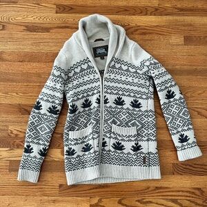 Women’s Roots Sweater